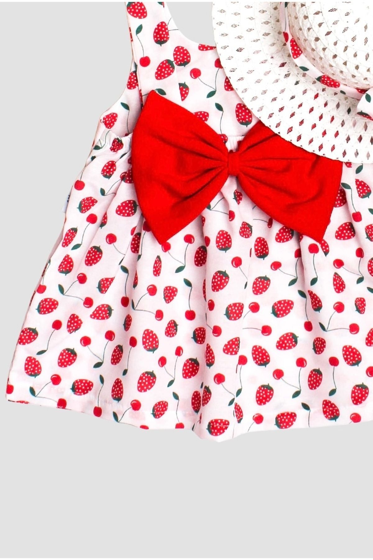 Çilek Desenli Şapkalı Fiyonklu Kız Bebek Elbisesi